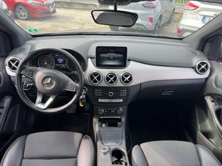MERCEDES-BENZ B 180 usata, con Controllo automatico clima