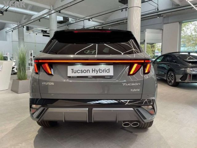 HYUNDAI Tucson usata, con Park Distance Control