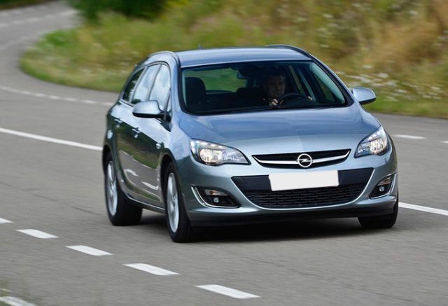 OPEL Astra usata, con ABS