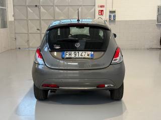 LANCIA Ypsilon usata, con Controllo trazione
