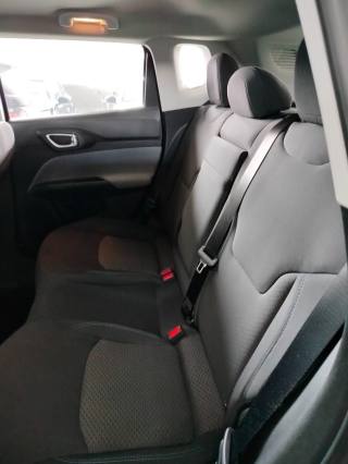 JEEP Compass usata, con Autoradio digitale