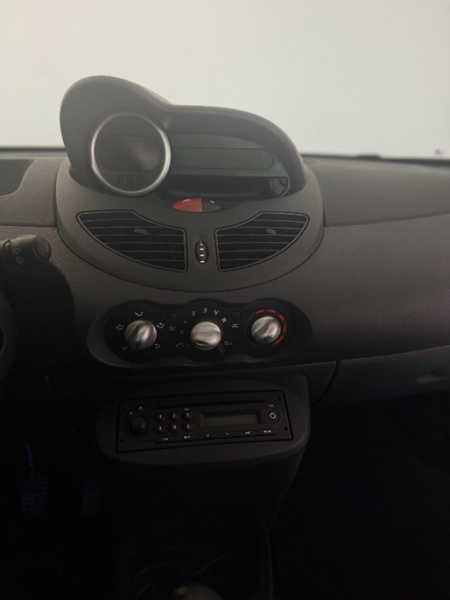 RENAULT Twingo usata 13