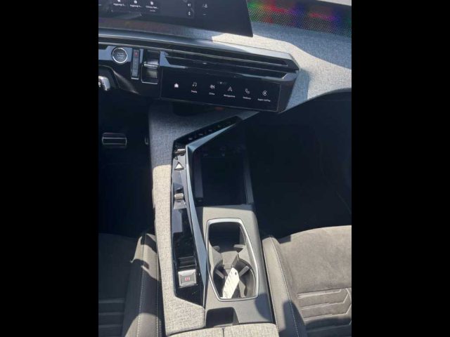 PEUGEOT 3008 usata, con Sensore di pioggia