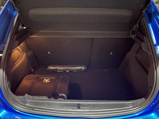 PEUGEOT 208 usata, con Sistema di navigazione