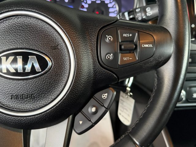 KIA Carens usata, con Airbag testa