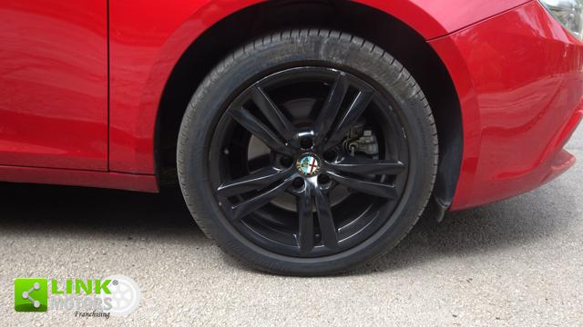 ALFA ROMEO Giulietta usata, con Airbag testa
