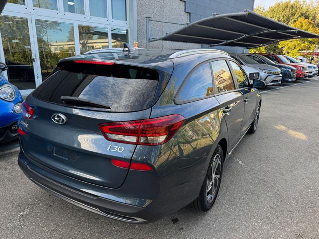 HYUNDAI i30 usata, con Airbag laterali