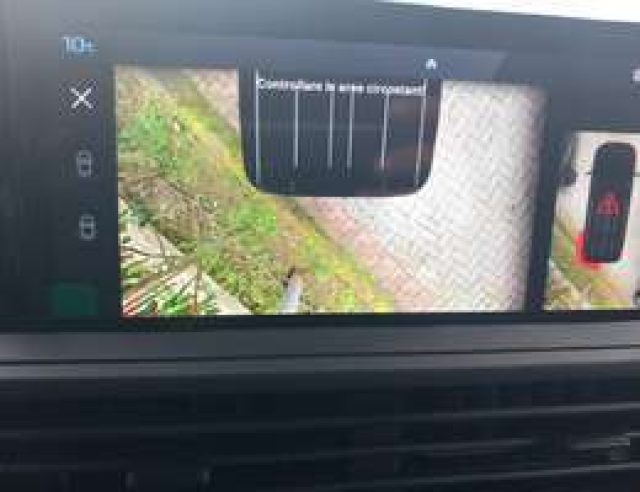 PEUGEOT Expert usata, con Autoradio digitale