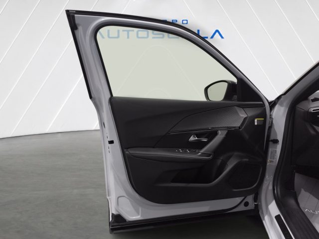PEUGEOT 2008 usata, con Controllo automatico clima