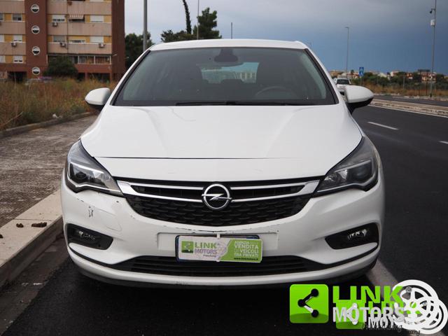 OPEL Astra usata, con ESP