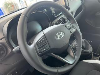 HYUNDAI i10 usata, con Sedile posteriore sdoppiato