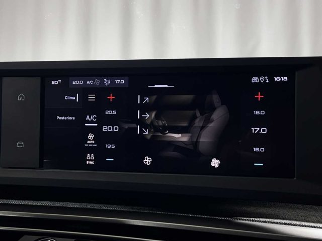 PEUGEOT 5008 usata, con Sensori di parcheggio posteriori