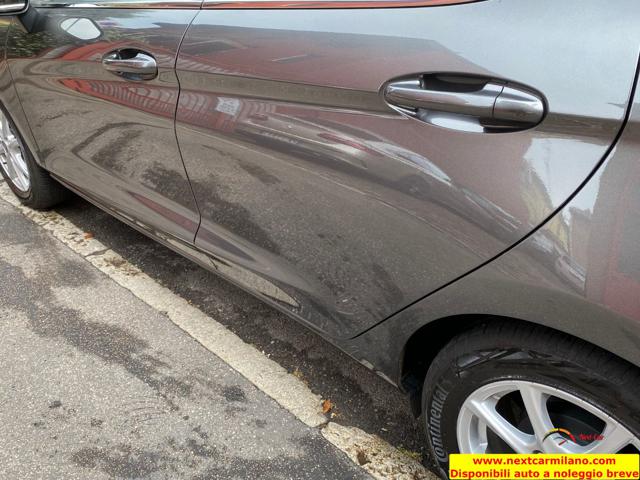 FORD Fiesta usata, con Airbag testa