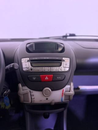 PEUGEOT 107 usata 13