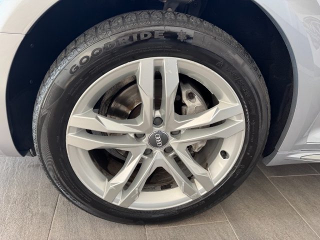 AUDI A4 allroad usata, con Sensori di parcheggio anteriori
