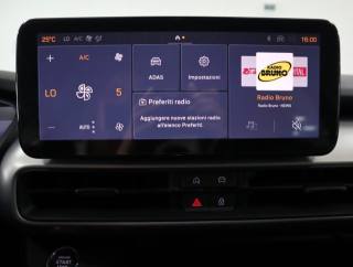 JEEP Avenger usata, con Autoradio digitale