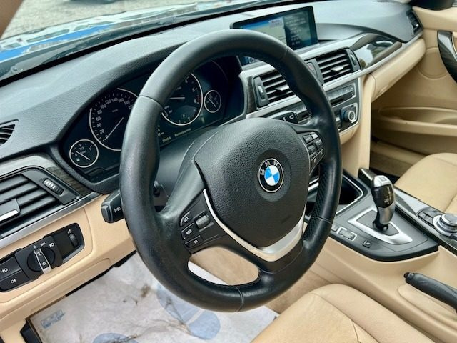 BMW 320 usata, con Vivavoce