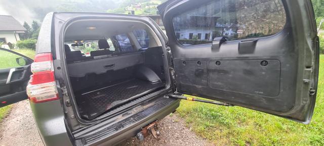 TOYOTA Land Cruiser usata, con Filtro antiparticolato