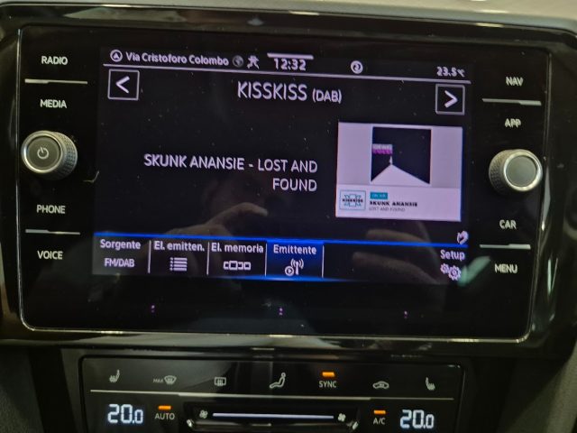 VOLKSWAGEN Passat Variant usata, con USB