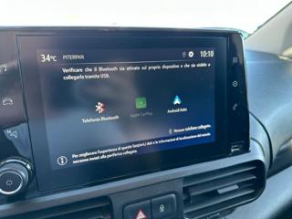 OPEL Combo usata, con USB