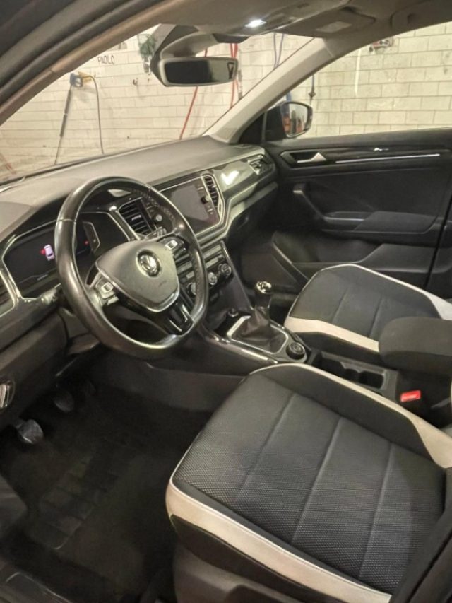 VOLKSWAGEN T-Roc usata, con Cerchi in lega