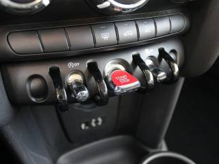 MINI One usata, con Bluetooth