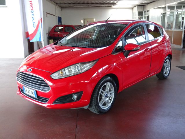 FORD Fiesta usata, con ABS