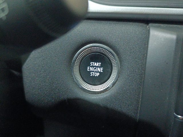 RENAULT Captur usata, con Airbag testa