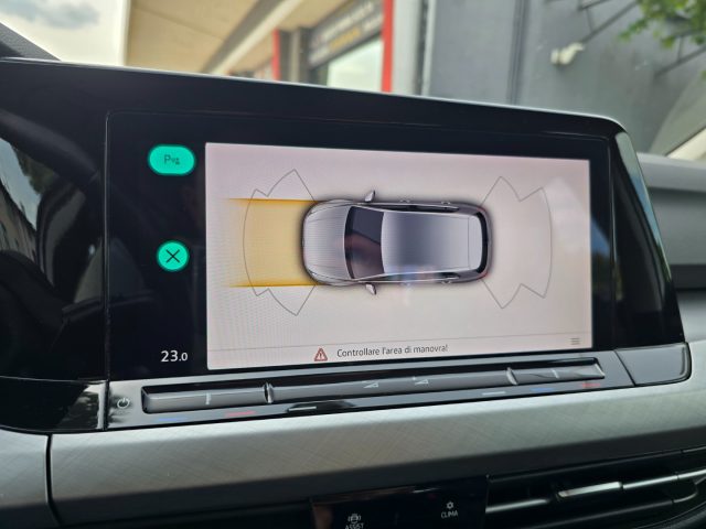 VOLKSWAGEN Golf usata, con Fari full-led