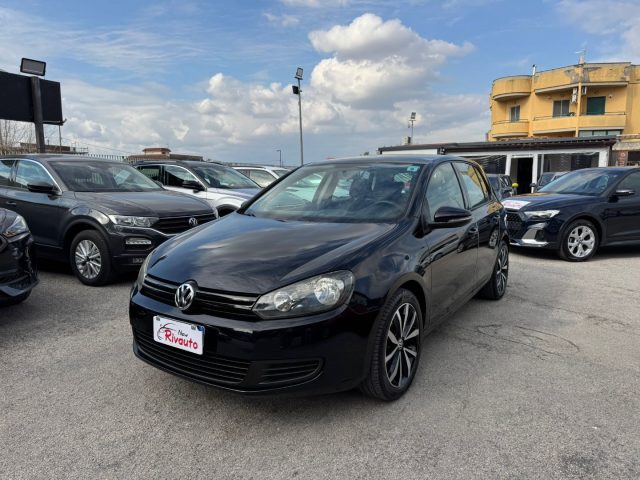 VOLKSWAGEN Golf usata, con Autoradio