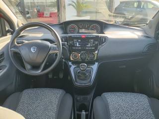 LANCIA Ypsilon usata, con Autoradio digitale