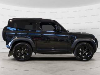 LAND ROVER Defender usata, con Boardcomputer