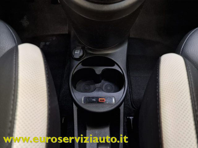 FIAT 500C usata, con Touch screen