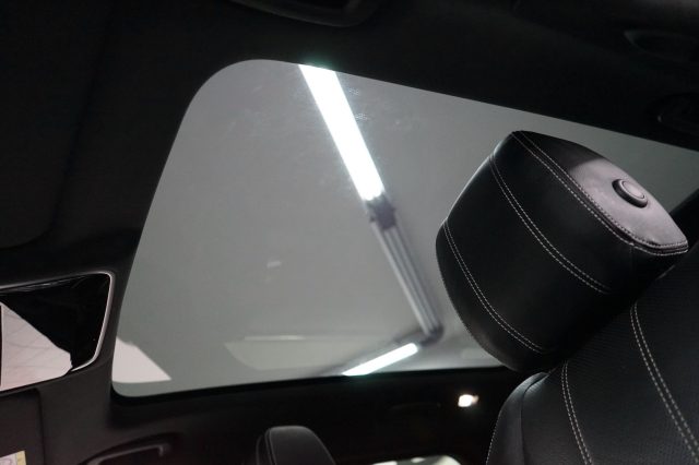 LAND ROVER Range Rover Velar usata, con Chiusura centralizzata