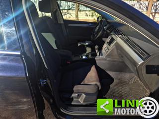 VOLKSWAGEN Passat Variant usata, con Controllo trazione