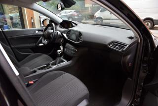 PEUGEOT 308 usata, con Sensore di pioggia