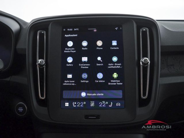 VOLVO XC40 usata 12
