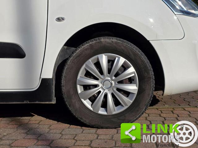 CITROEN Berlingo usata, con Specchietti laterali elettrici