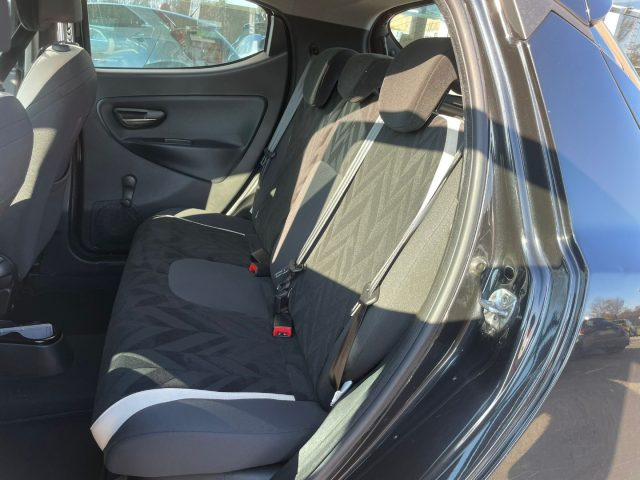 LANCIA Ypsilon usata, con Specchietti laterali elettrici