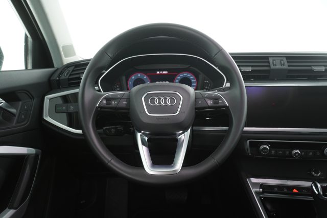 AUDI Q3 usata 10