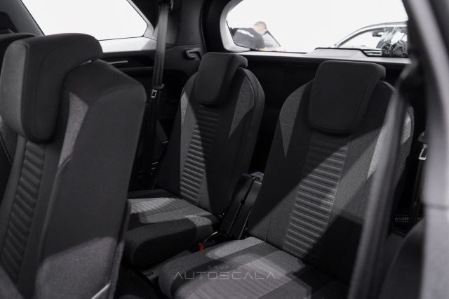 PEUGEOT 5008 usata, con Specchietti laterali elettrici