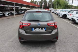 TOYOTA Yaris usata, con Autoradio