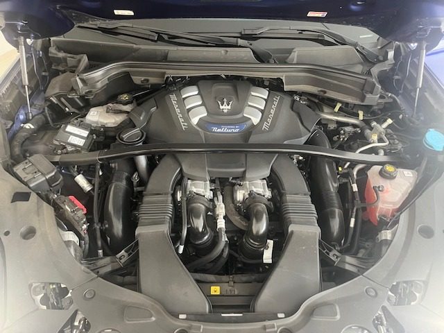 MASERATI Grecale usata, con Sospensioni pneumatiche
