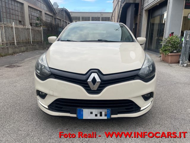 RENAULT Clio usata, con Climatizzatore