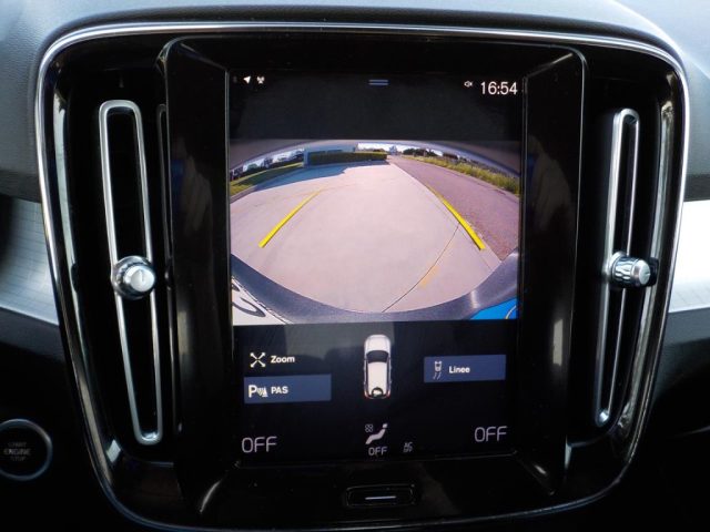 VOLVO XC40 usata, con Specchietti laterali elettrici