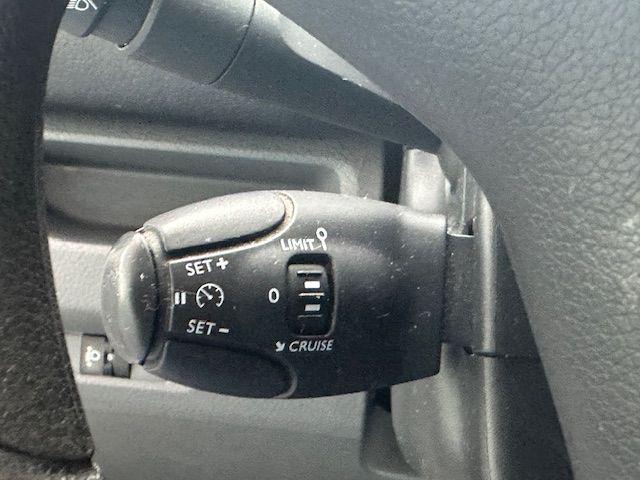 PEUGEOT Expert usata, con USB