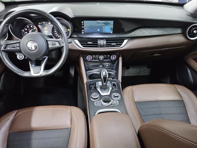 ALFA ROMEO Stelvio usata, con Autoradio