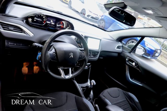 PEUGEOT 208 usata, con Park Distance Control