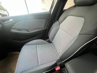RENAULT Clio usata, con Sensori di parcheggio posteriori