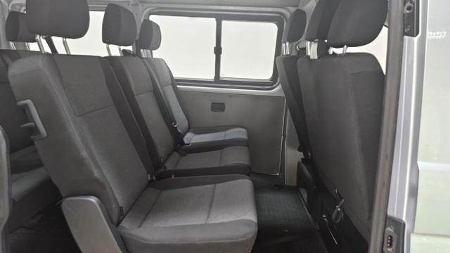 VOLKSWAGEN Transporter usata, con Gancio traino
